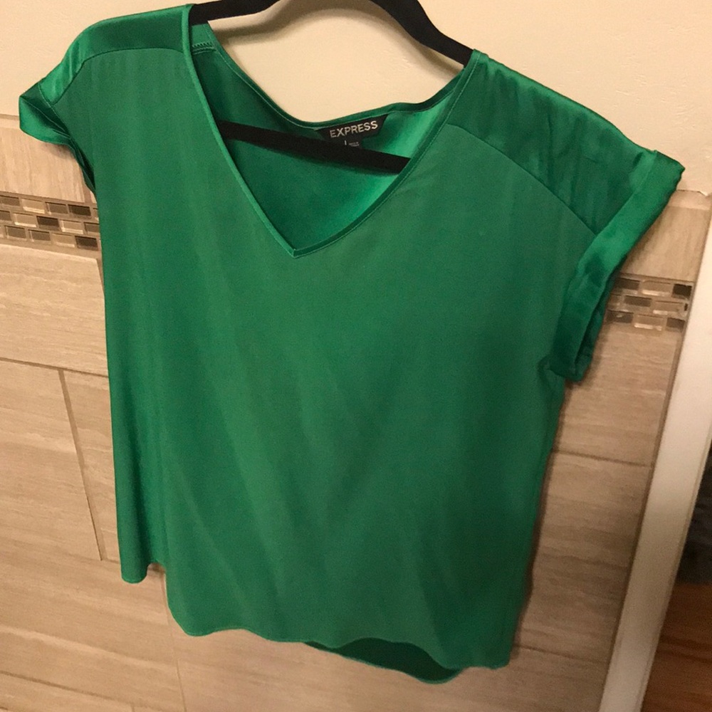Women’s shirt